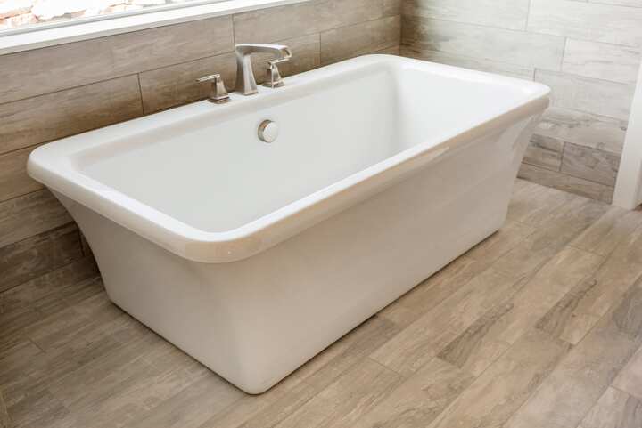 A luxury soaking bathtub installation for a Tallahassee, Florida bathroom